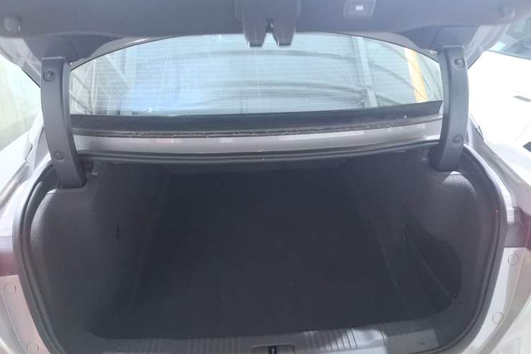 Used Hongqi EH7 2024 690 Pro
