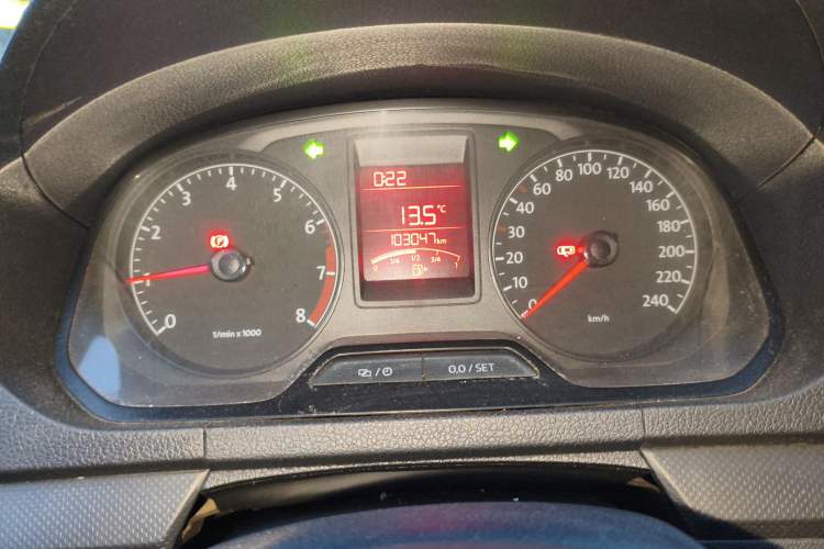 Used Volkswagen Jetta 2013 1.6L Manual Fashion Edition Instrument Cluster