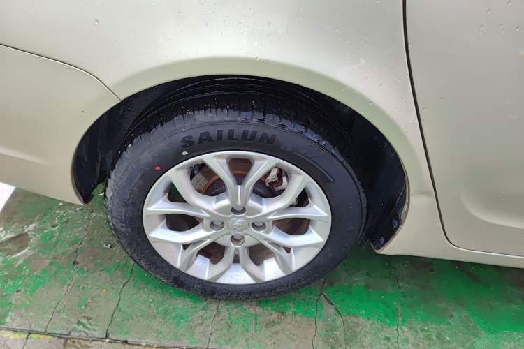 Used Geely Auto Vision 2018 1.5L Manual Happiness Edition Right Rear Wheel Hub