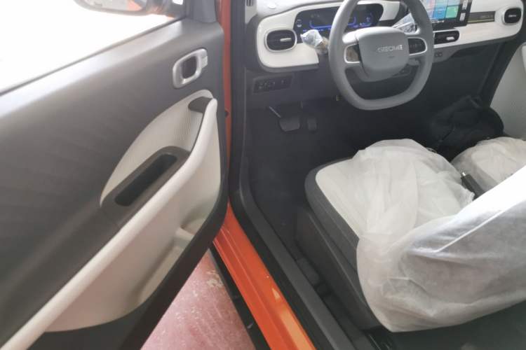 Used Geely Galaxy Panda 2025 210km Panda Rider Driver Seat