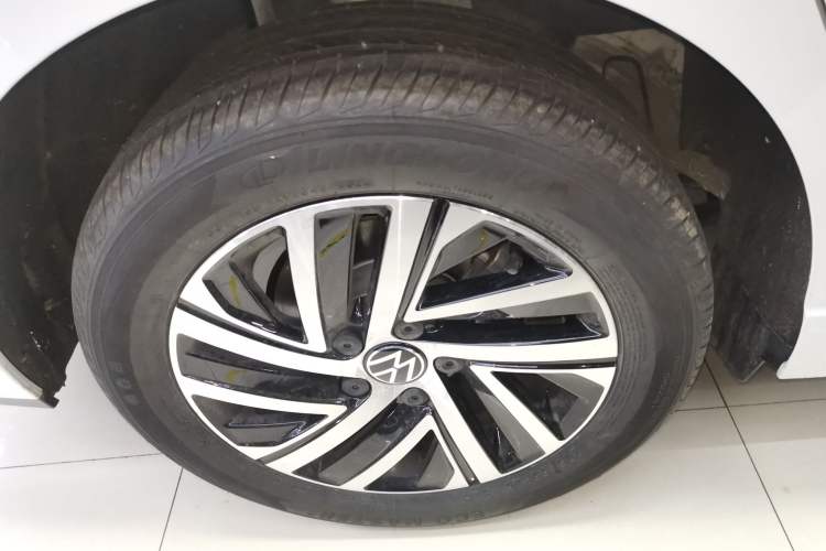 Used Volkswagen Lavida 2024 1.5L Automatic Starry Sky 5 Million Edition
