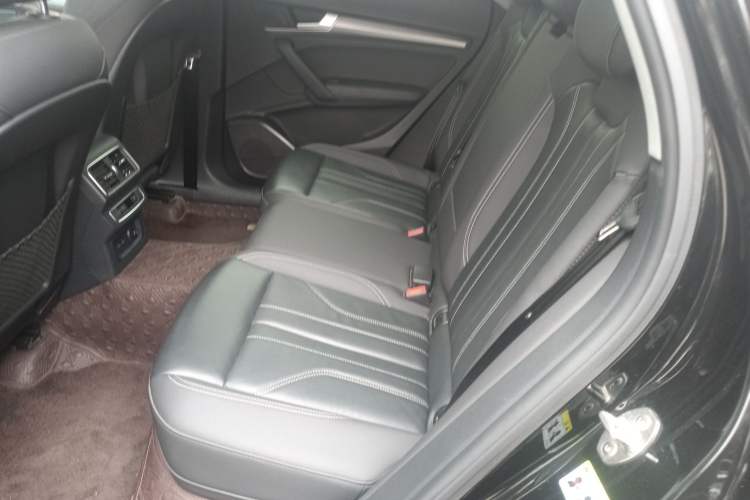 Used Audi Q5L 2021 40 TFSI Luxury Dynamic Edition Left Rear Seat