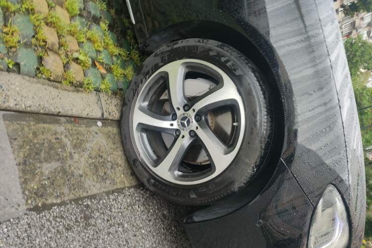 Used Mercedes-Benz E-Class 2019 Restyled E 300 L Sporty and Stylish Edition