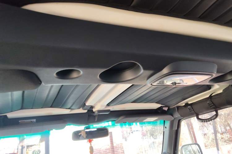 Used BAIC Off-Road BJ40 2016 40L 2.3T Automatic All-Wheel Drive Premium Edition