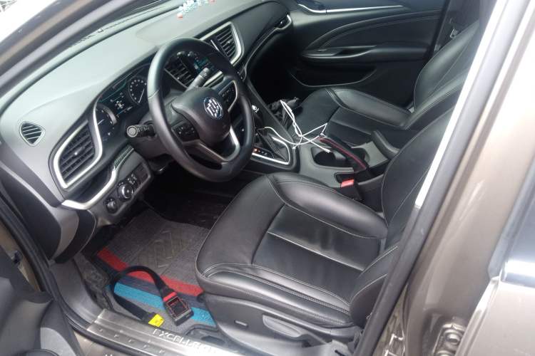 Used Buick GT 2015 18T Dual-Clutch Luxury Model Left Front Seat