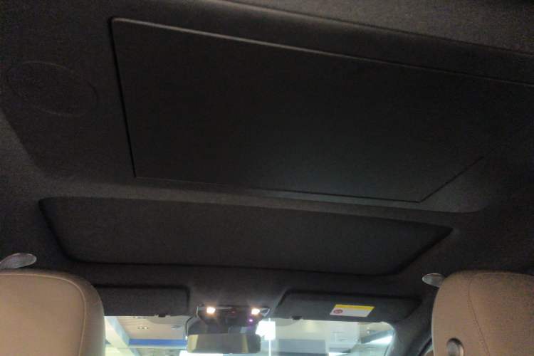 Used Li Auto i6 2025 Model Four-Wheel-Drive Standard Type