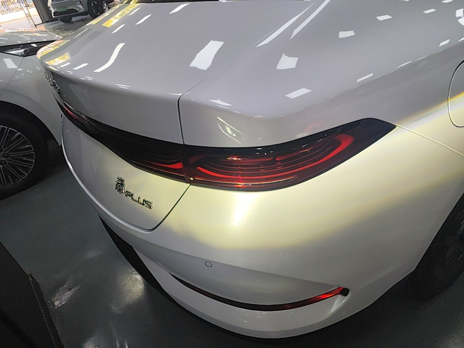 BYD Qin PLUS 2025 DM-i Smart Drive 55KM Leading Model — снимка 9