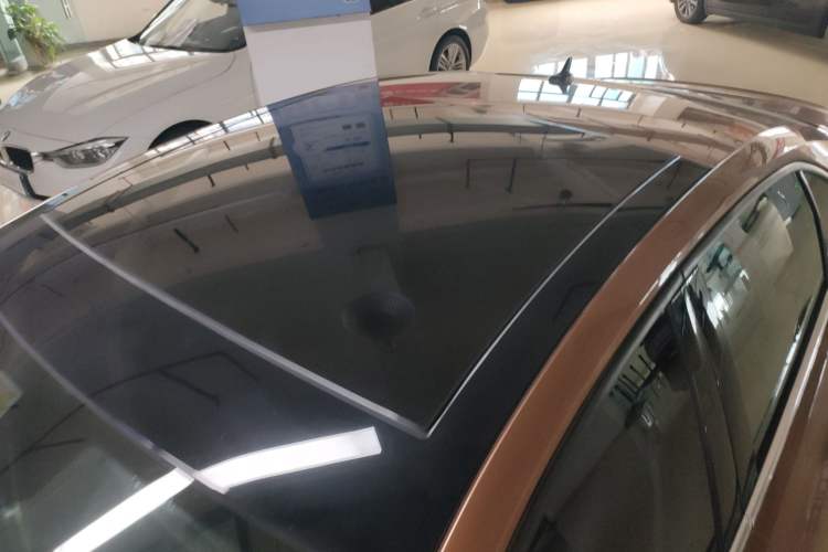 Used Volkswagen Lamando 2018 280TSI DSG Comfort Edition Roof