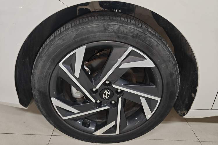 Used Hyundai Elantra 2023 1.5L CVT GLX Elite Edition
