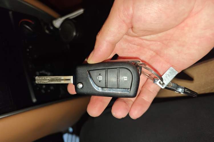 Used Toyota Fortuner 2016 2.7L Middle East Version Vehicle Key