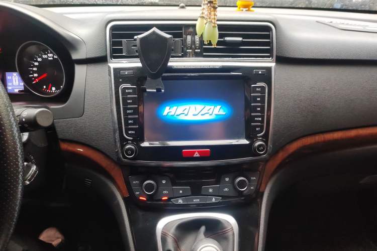 Used Haval H6 2015 Sport Edition 1.5T Manual Two-Wheel Drive Elite Model
