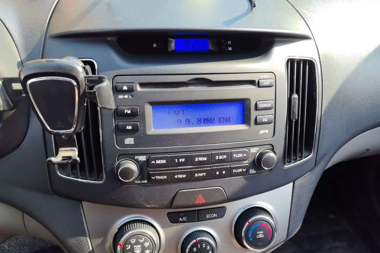 Used Hyundai Celesta 2011 1.6L Manual Comfort Edition