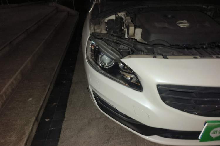 Used Volvo V60 2014 Restyled T5 Zhiya Edition