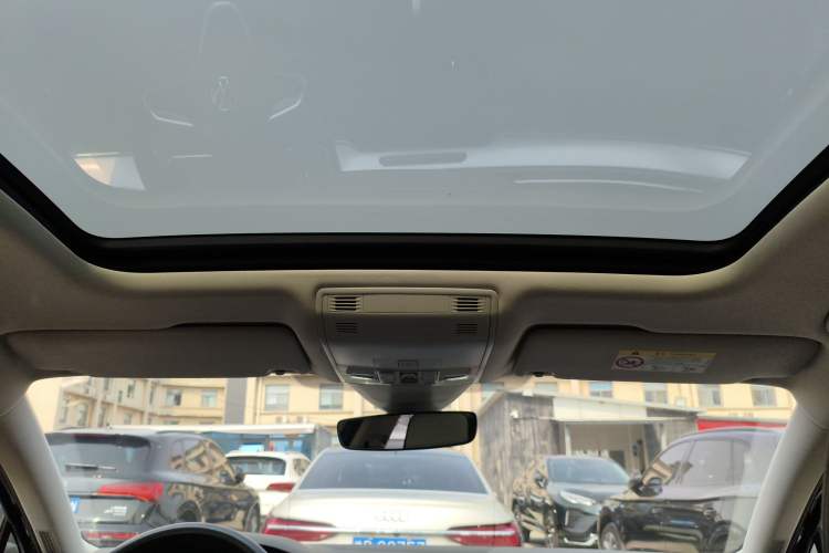 Used Volkswagen Magotan 2023 2 Million Units Commemorative Edition 330TSI DSG Luxury Version
