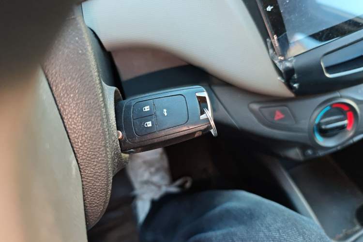 Used Chevrolet Sail 2015 Sail 3 1.3L AMT Ideal Edition