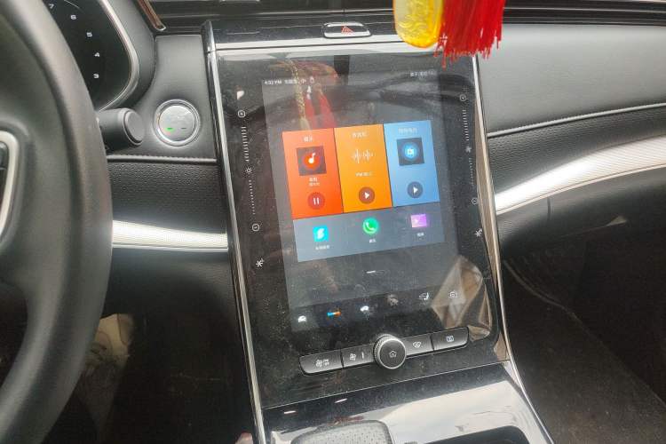 Used Roewe RX5 MAX 2019 300TGI Automatic 4G Connect Luxury Edition Audio And AC Panel