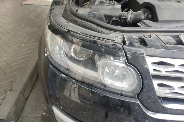 Used Land Rover Range Sport 2014 3.0 SC V6 HSE
