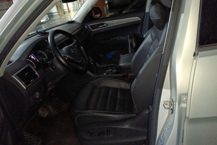 Used Volkswagen Teramont 2017 380TSI Four-Wheel Drive Luxury Edition Left Front Seat