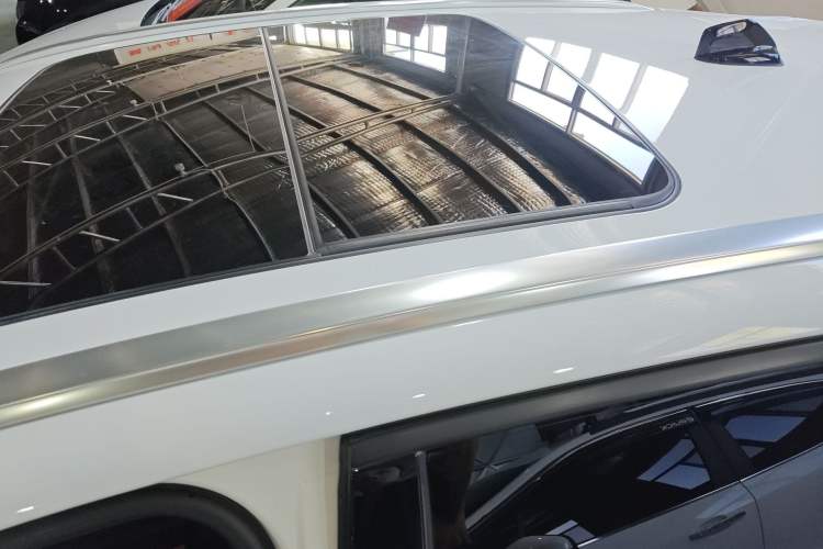 Used Lynk & Co 02 2019 1.5T DCT Two-Wheel Drive Pro Edition China VI Standard
