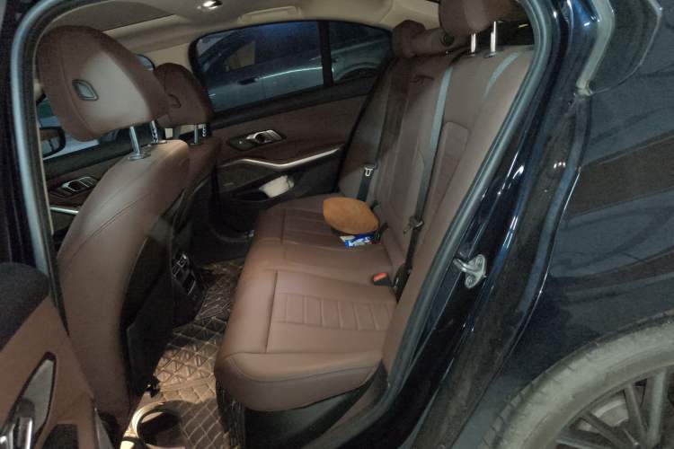 Used BMW 3 Series 2021 325i M Sport Night Edition package Left Rear Seat