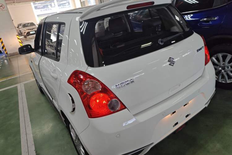 Used Suzuki Swift 2014 1.5L Automatic Fashion Edition