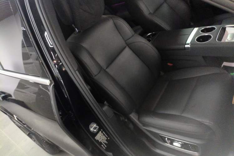 Used Li Auto L8 2025 Ultra Smart Refreshed Edition