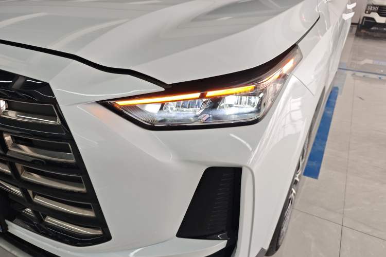 Used GAC Trumpchi GS4 2024 MAX 1.5T Flagship Edition Left Front Headlight