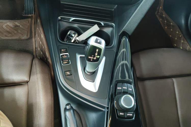 Used BMW 3 Series 2018 320Li Fashion Model
