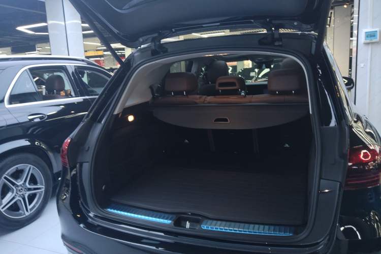 Used Mercedes-Benz GLE 2024 GLE 450 4MATIC Stylish Model
