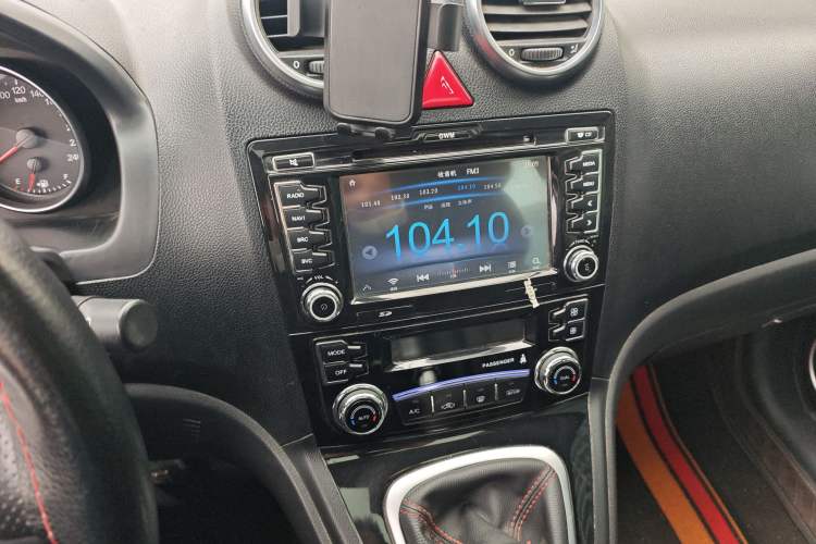 Used Haval H6 2016 Upgraded Model 1.5T Manual Two-Wheel Drive Elite Version