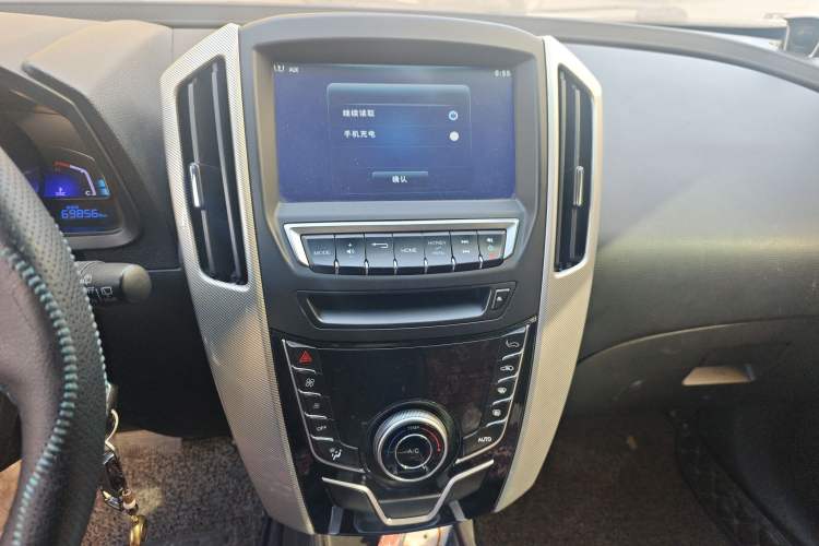 Used Luxgen U6 SUV 2016 1.8T Style Value Model