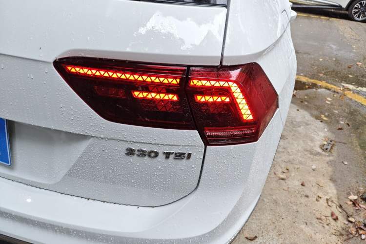 Used Volkswagen Tiguan 2018 330TSI All-Wheel-Drive Innovation Model