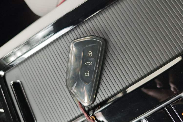 Used Volkswagen Teramont X 2024 380TSI All-Wheel Drive Longyao Edition Vehicle Key