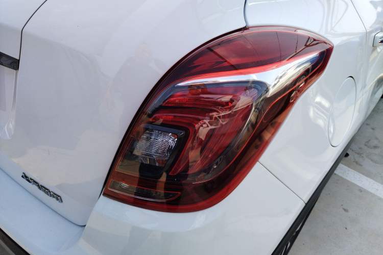 Used Buick Encore 2017 18T Automatic Two-Wheel Drive Urban Elite Model