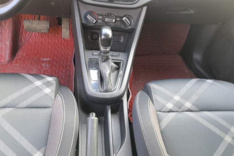 Used MG 3 2017 1.5L Automatic Smart Connect Luxury Edition