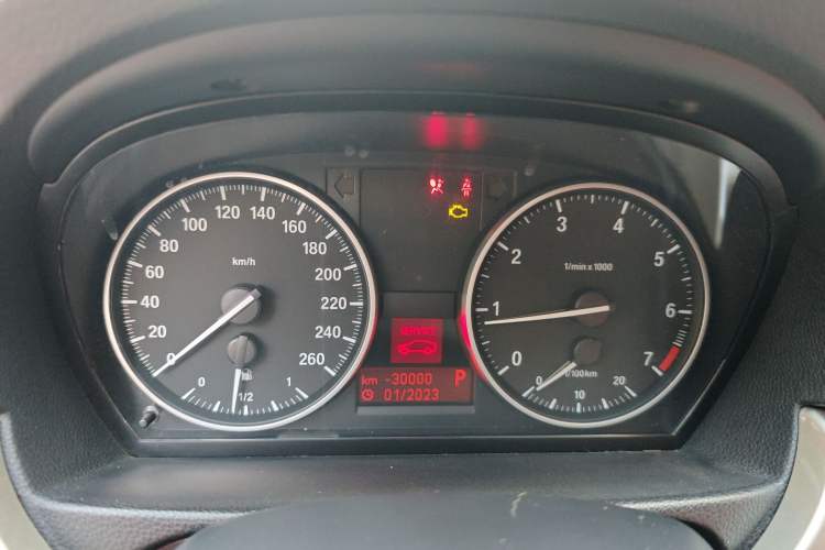 Used BMW 3 Series 2011 320i Luxury Edition Instrument Cluster