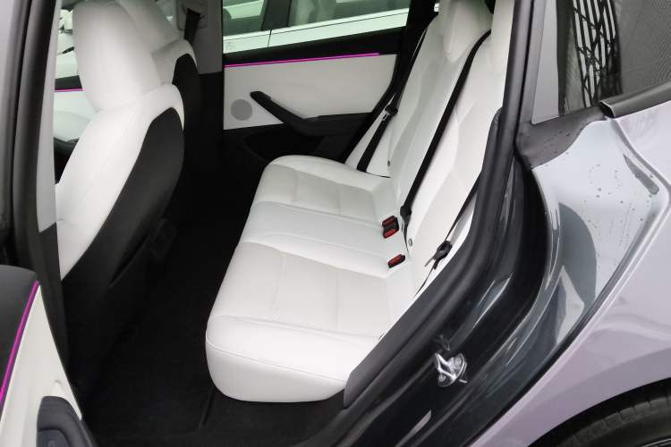 Used Tesla Model 3 2025 Rear-Wheel-Drive Version