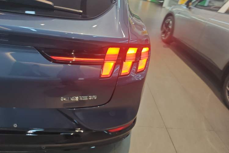 Used Ford Mustang Mach-E 2021 AION Y Plus Rear-Drive Luxury Edition (Long Range)
