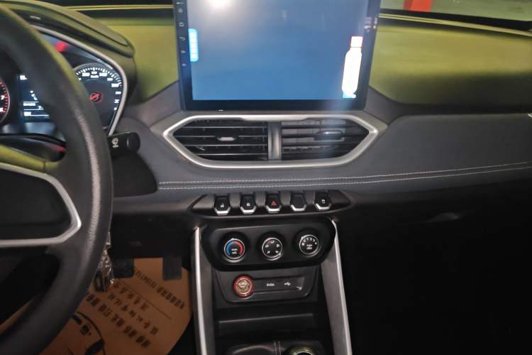 Used Baojun 530 2018 1.5T Manual Comfort Version China V
