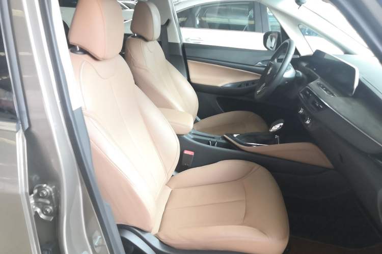 Used Buick GL6 2021 323T Mild Hybrid Connect Prestige Model