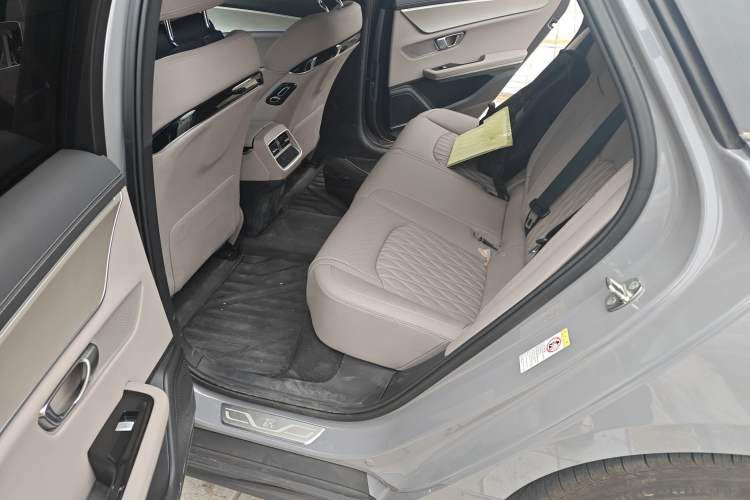 Used BYD Han 2025 DM-i Smart Drive 125KM Elite Model