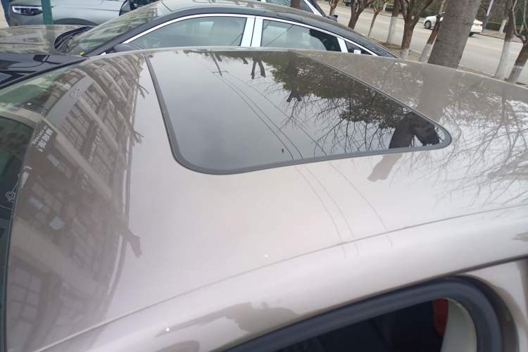 Used Volkswagen Magotan 2016 1.8TSI Smart Enjoyment Leading Model Roof