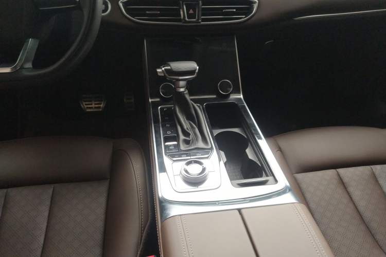 Used JETOUR X90 2020 1.6T DCT Shadow Edition 5 Seats Gear Lever