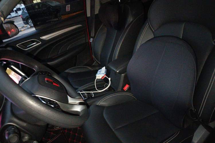 Used Roewe RX3 2018 1.6L CVT Flagship Edition Left Front Seat