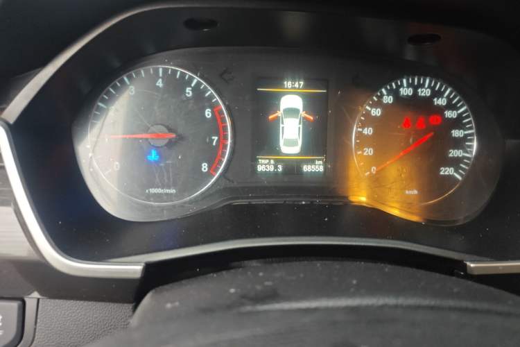 Used FAW Junpai CX65 2018 1.5L Manual Comfort Model Odometer Close Up