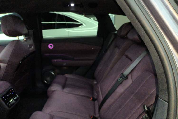 Used VOYAH FREE 2025 Model FREE+ Rear-Drive Qiankun Edition
