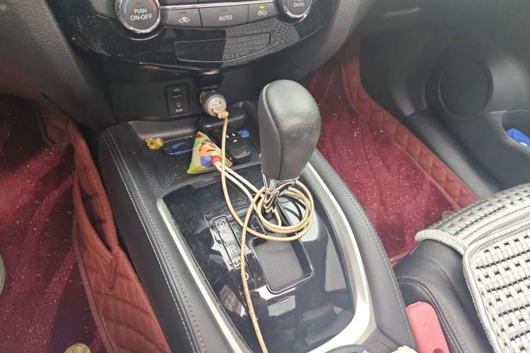 Used Nissan X-Trail 2014 2.0L CVT Comfort Edition 2WD
