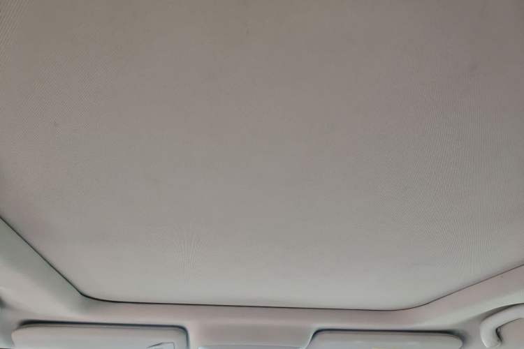 Used Renault Koleos 2017 2.5L Four-Wheel Drive Ultimate Edition Headliner