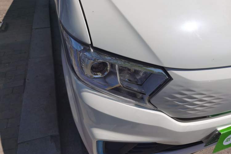 Used CHANGAN KUAYUE Xing V7 EV 2024 251 km Hatchback Comfort Version 6 Seats
