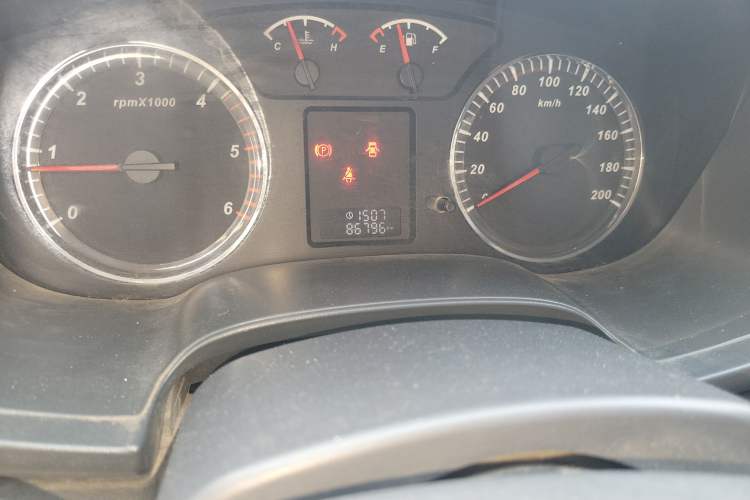 Used Great Wall Wingle 5 2013 2.0T European Version Two-Wheel Drive Elite Edition 6MT Big Double Cab GW4D20B